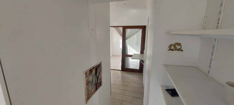 4 Bedroom Property for Sale in Wavecrest Eastern Cape